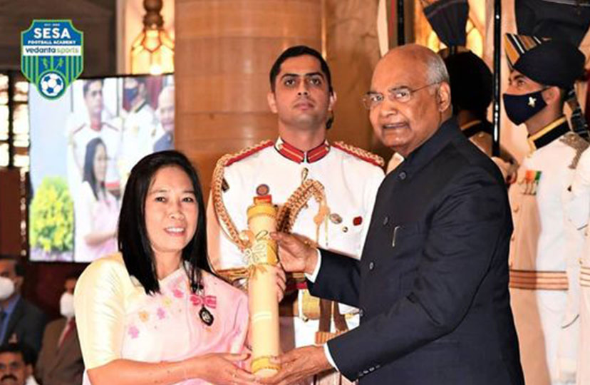 Oinam Bembem Devi became the first Indian woman footballer