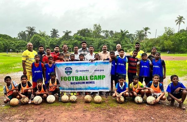 Day 3 of SFA Football Pop-Up Camp at Ideal High School, Pilgao nurtured aspiring young students, elevating their skills and techniques.